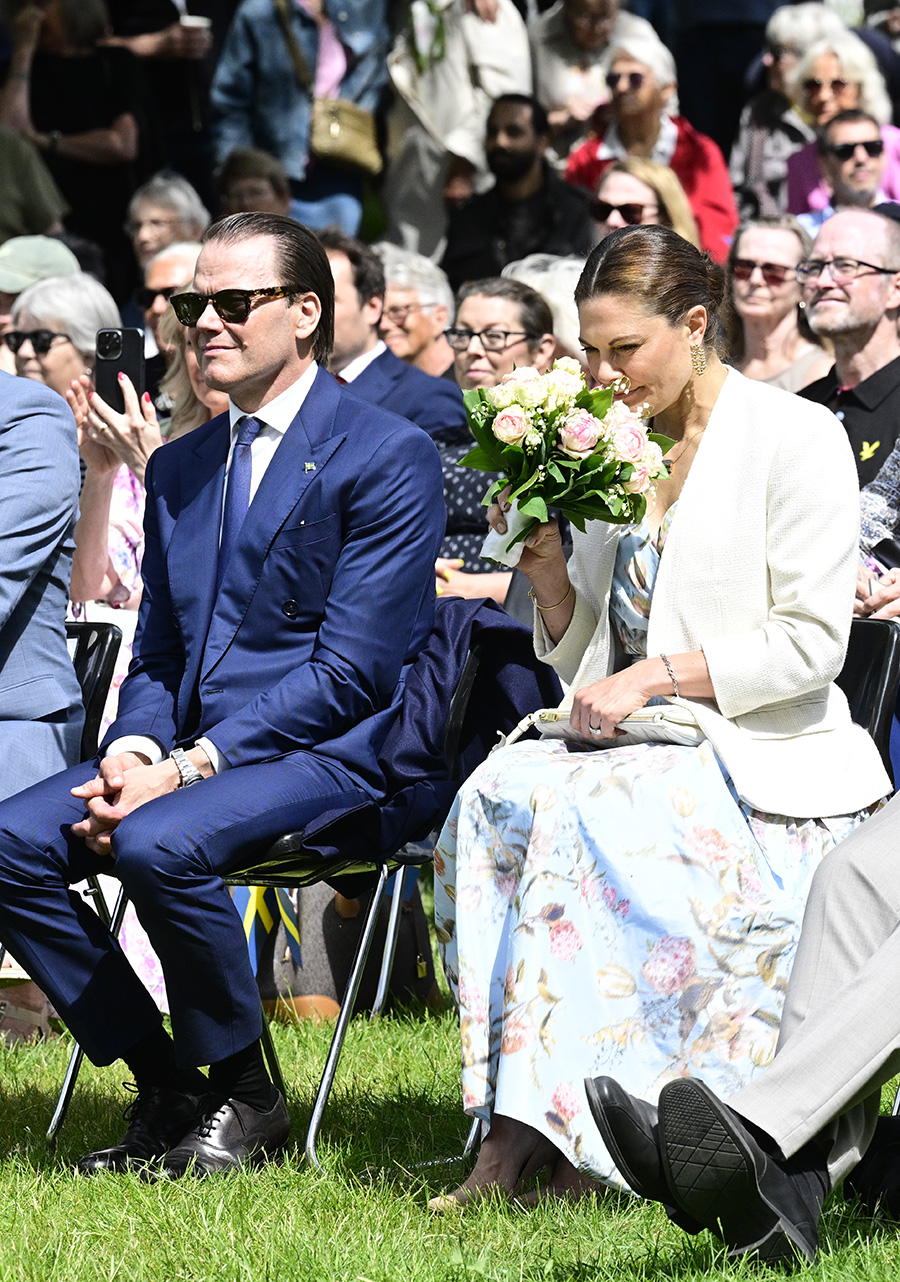 Victorias och Daniels nyt&auml;ndning &ndash; bilderna avsl&ouml;jar k&auml;rlekslyckan