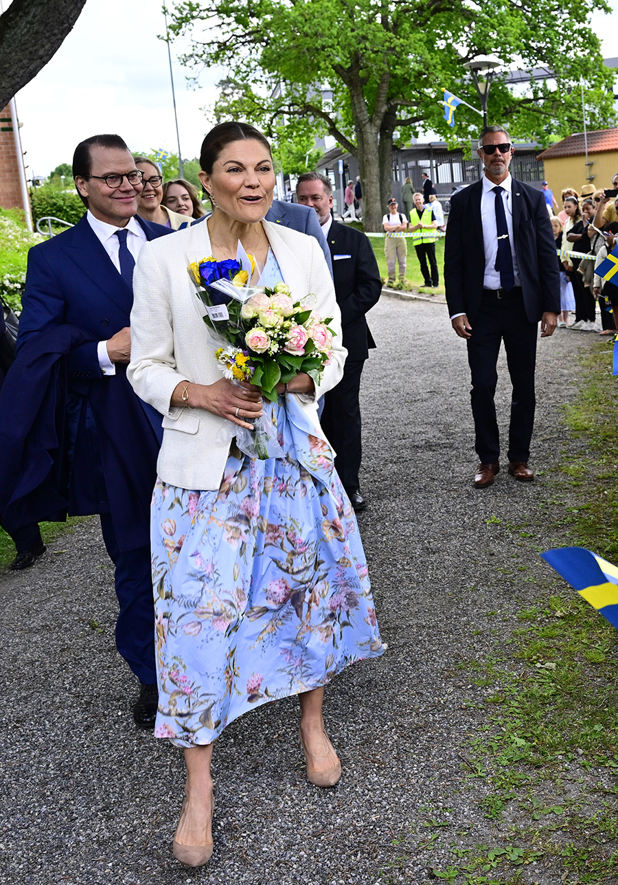 Victorias och Daniels nyt&auml;ndning &ndash; bilderna avsl&ouml;jar k&auml;rlekslyckan