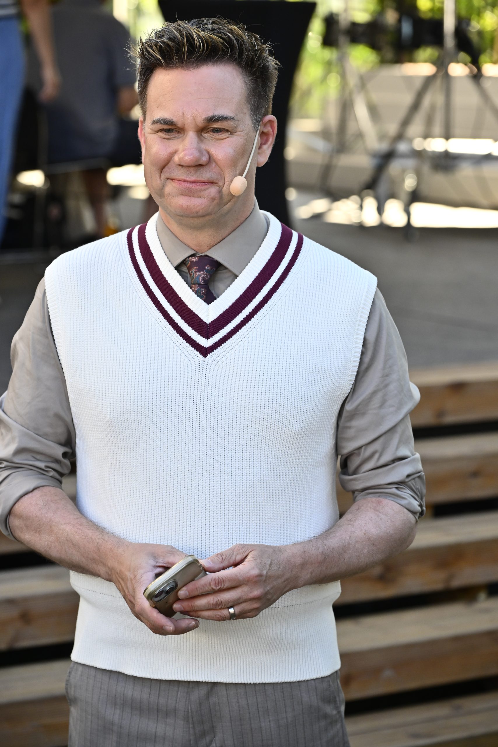 Anders Pihlblad avsl&ouml;jar Silvias ok&auml;nda beteende &ndash; n&auml;r ingen ser