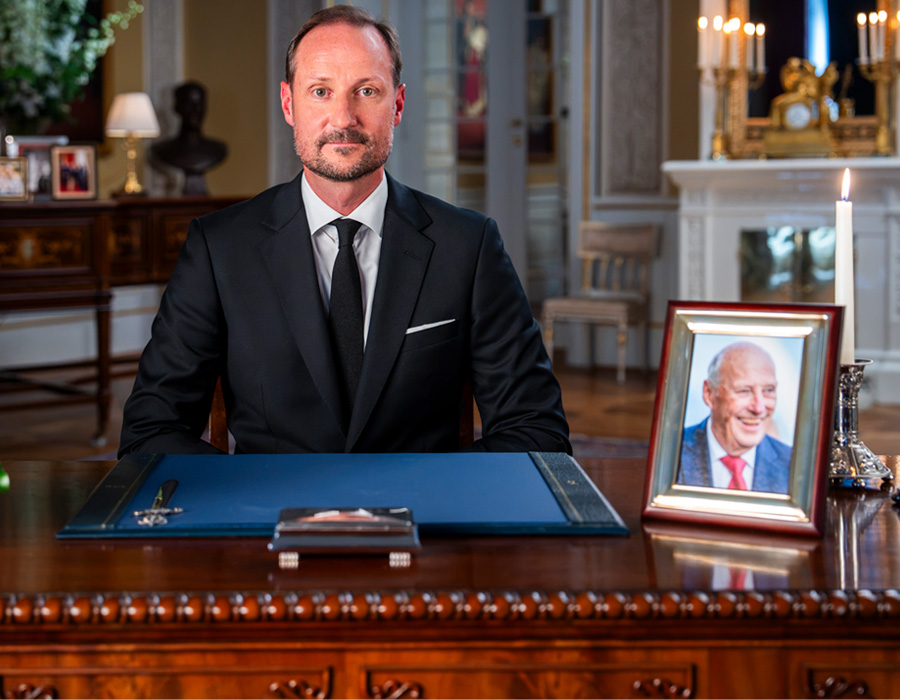 Kung Haakons hj&auml;rtsk&auml;rande ord om Harald: &rdquo;Tack pappa&rdquo;
