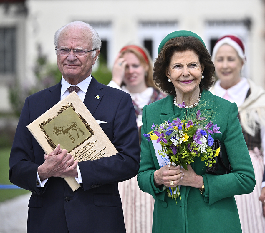 Kungen och Silvia i djup sorg &ndash; bryter tystnaden efter beskedet