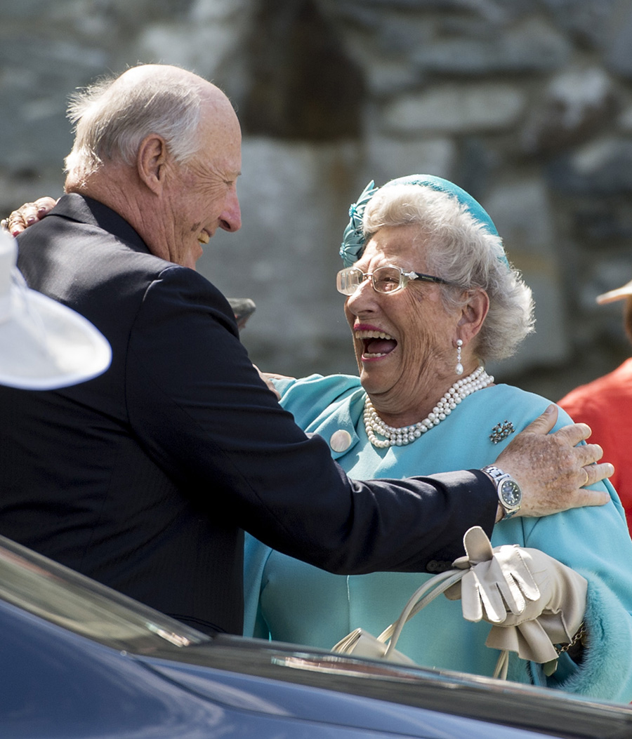 prinsessan astrids tunga avsked – helt ensam vid haralds kista 3 Prinsessan Astrids tunga avsked – helt ensam vid Haralds kista