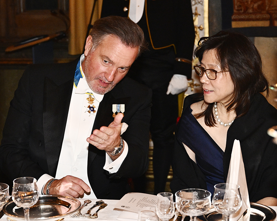 H&auml;r bryter Chris O'Neill mot reglerna &ndash; mitt framf&ouml;r Silvia