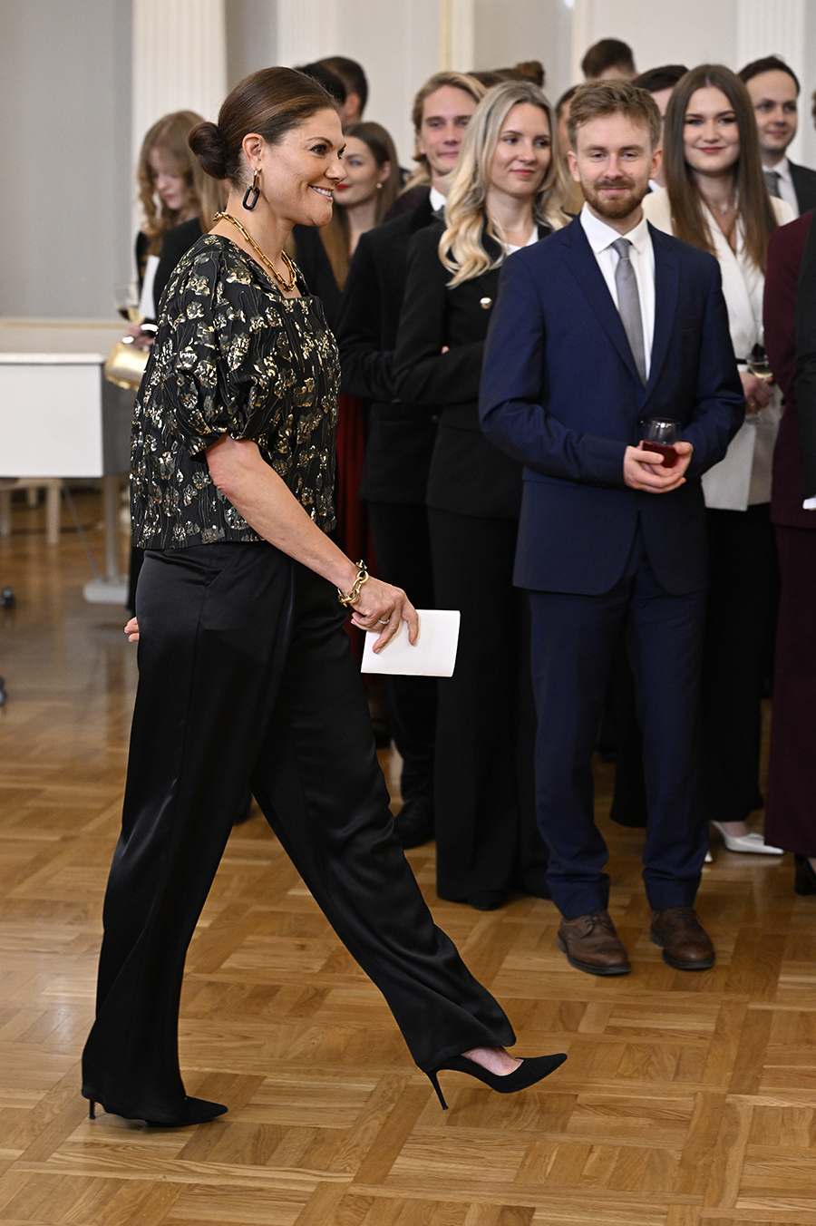 Victoria tog alla med storm &ndash; heta succ&eacute;bilderna fr&aring;n Riga