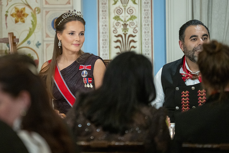 Kronprinsessan Ingrid Alexandra och stortingspresident Masud Gharahkhani