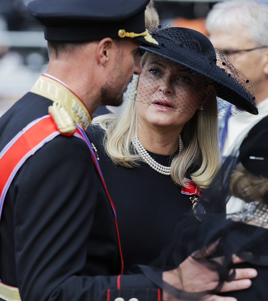 Mette-Marit tvingas st&auml;lla in &ndash; nya bakslaget inf&ouml;r stora dagen