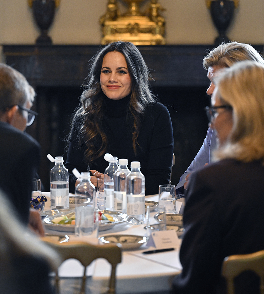 Sofia d&ouml;k upp utan Carl Philip &ndash; d&auml;rf&ouml;r var maken inte med